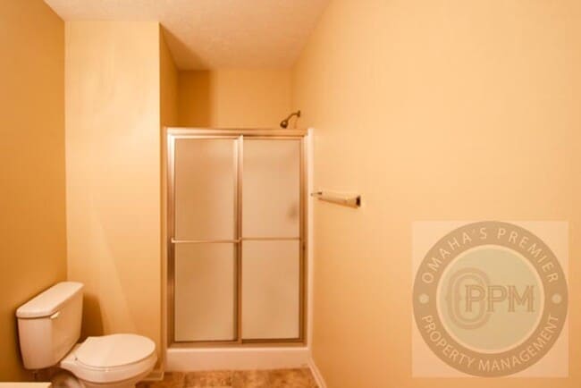 Building Photo - 809 Lake Tahoe Dr