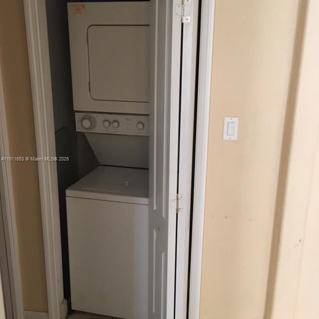 Building Photo - 1536 SE 25th St