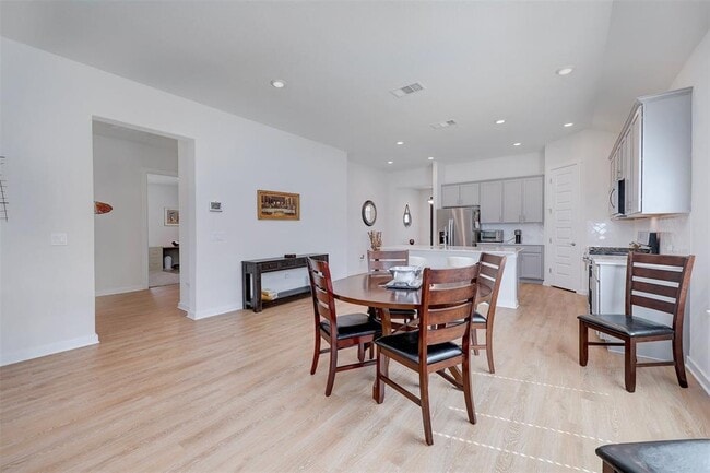 Building Photo - 2041 Centerline Ln