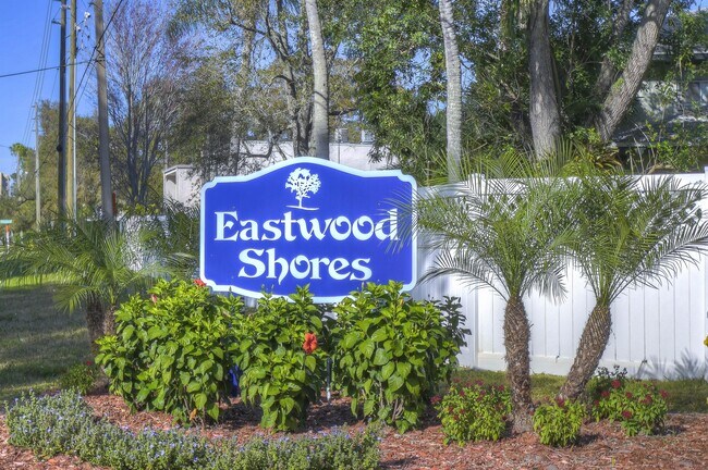 Building Photo - 2926 Lichen Ln