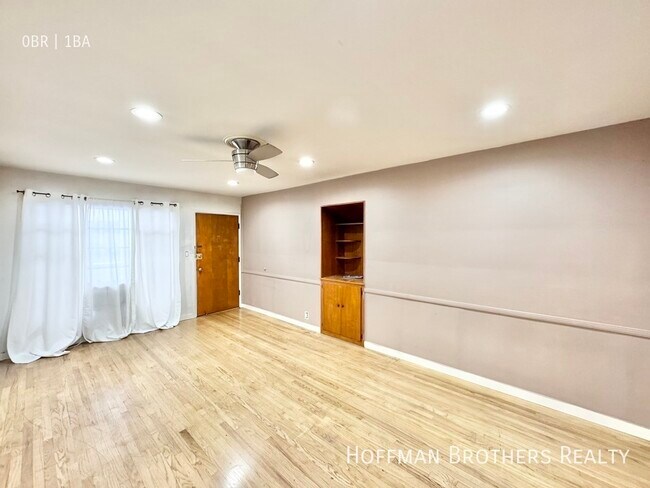 Building Photo - 125 N Hamilton Dr