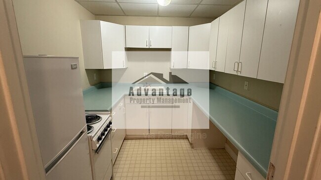 Building Photo - 204 Pickets Row
