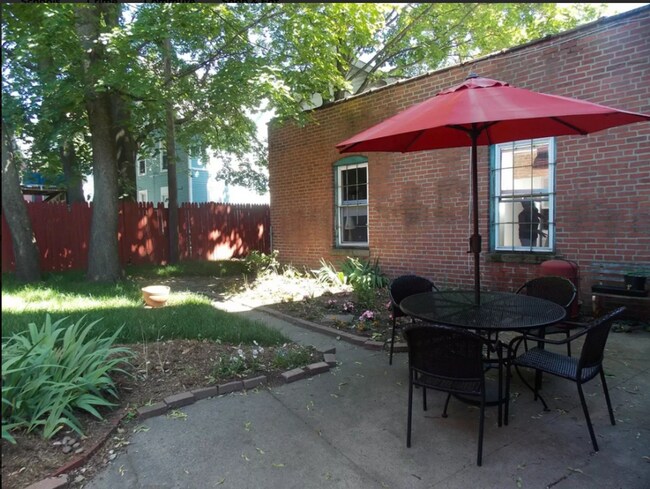 Building Photo - Furnished 1BR Suite in East Rock | Private Gated Garden | Cathedral Ceilings & Skylights