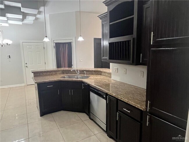 Building Photo - 3012 La Puerta Ave
