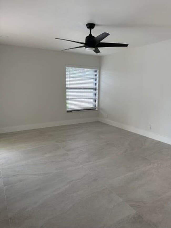 Building Photo - 11600 Island Lakes Ln