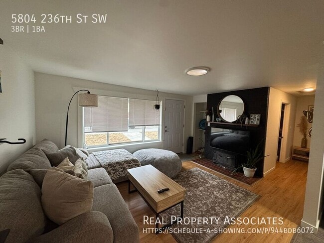 Building Photo - 5804 236th St SW