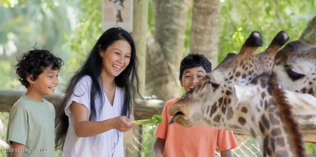 Building Photo - 7667 N Wickham Rd