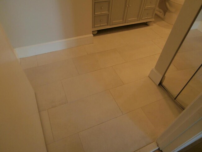 Building Photo - 157 Yacht Club Way