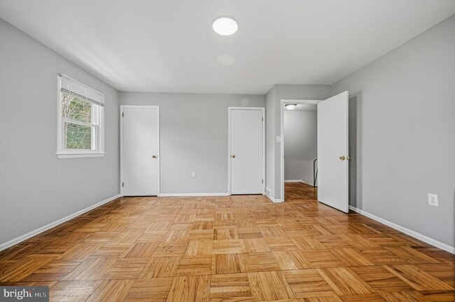 Building Photo - 1513 Fresno Rd