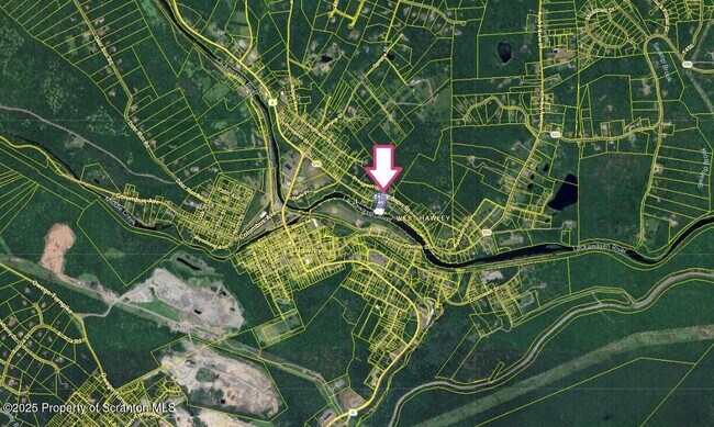 Building Photo - 628 Hudson St