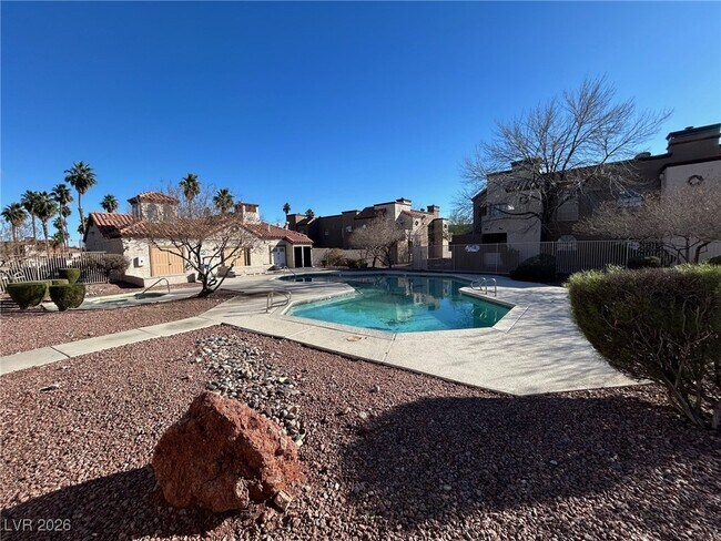 Building Photo - 2975 Juniper Hills Blvd