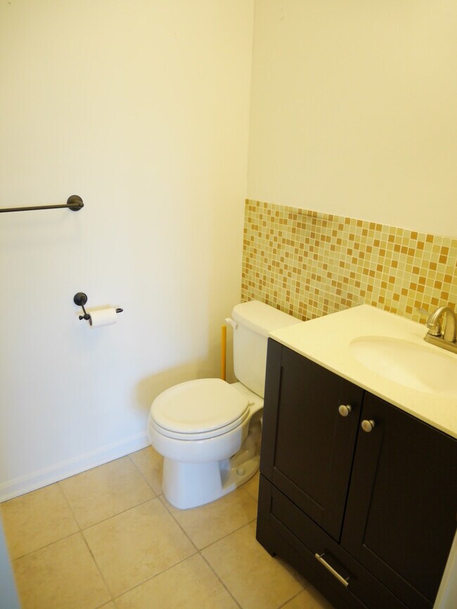 Building Photo - 2 Bedroom Condominium Located in Stonegate at Patapsco Community- Windsor Mill, MD.