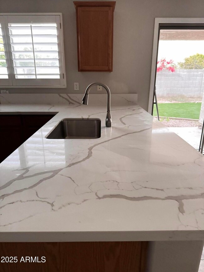 Building Photo - 2719 S Sailors Way