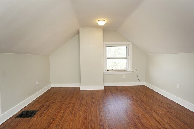 Building Photo - 2434 Kenilworth Ave