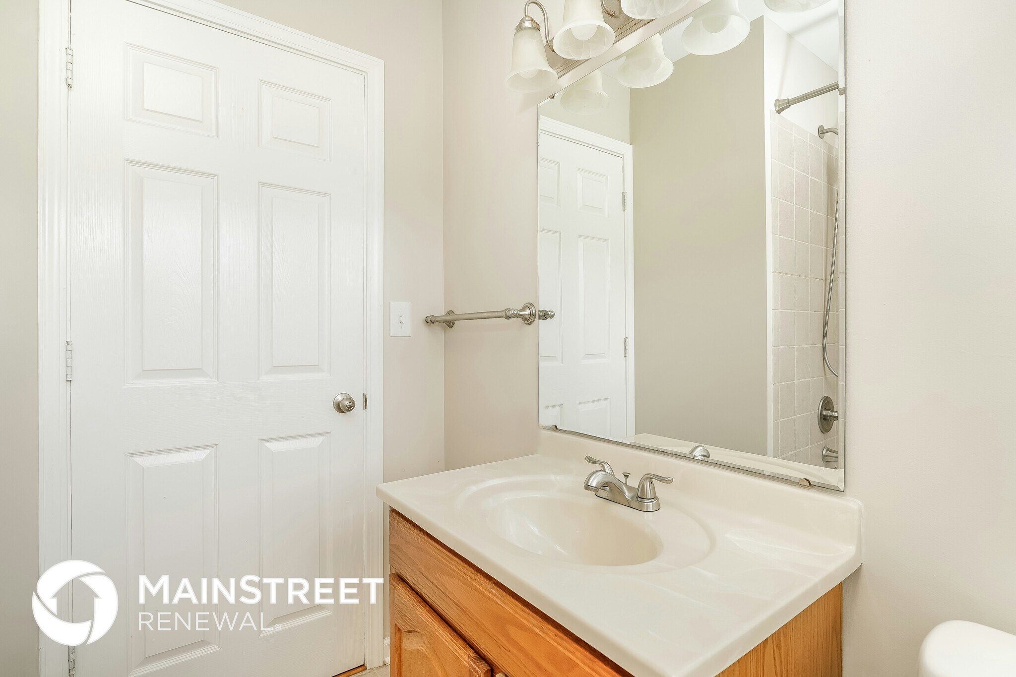 Building Photo - 124 Rose Ln