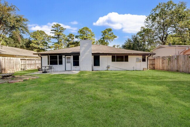 Building Photo - 18015 Woodgum Dr