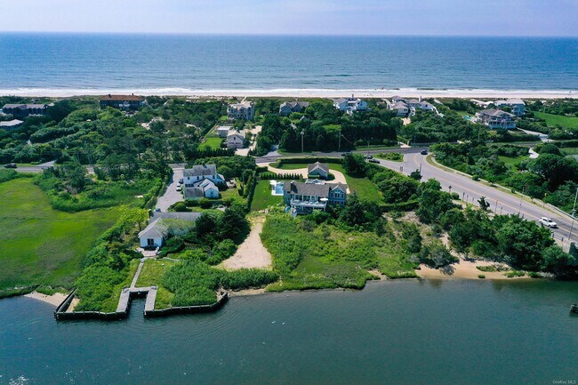 Building Photo - 115 Dune Rd