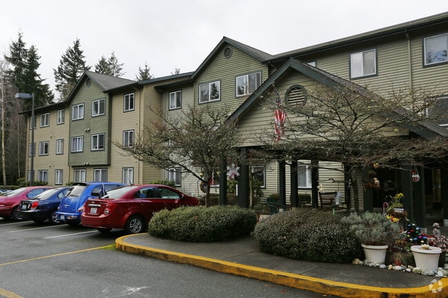 Building Photo - Lake Woods II Senior Apartments