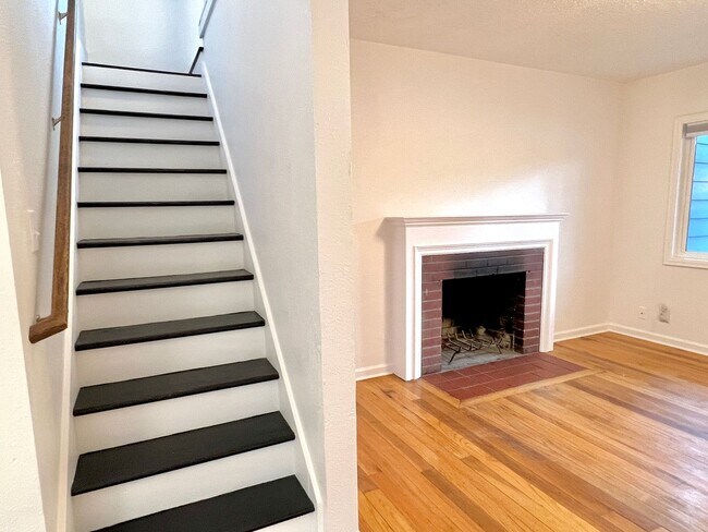 Building Photo - Newly Renovated Single-Family home located...