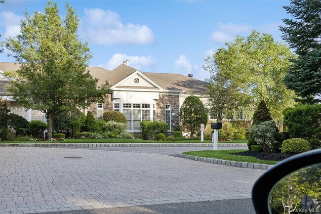 Building Photo - 228 Sonata Ct
