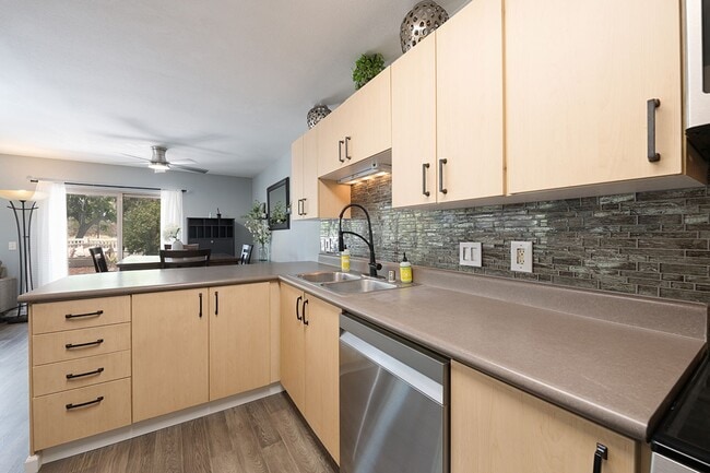 Building Photo - Waikoloa Village 2 Bedroom 2.5 Bath Furnis...