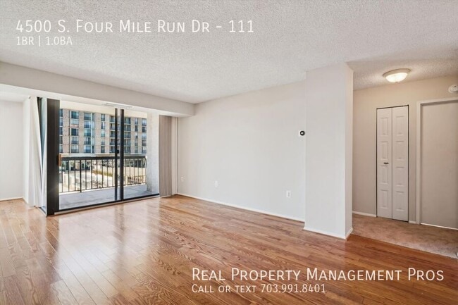Building Photo - 4500 S Four Mile Run Dr