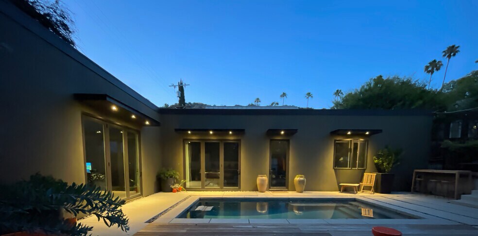Building Photo - 5285 College View Ave