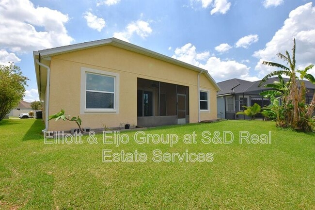 Building Photo - 5632 Aral Dr