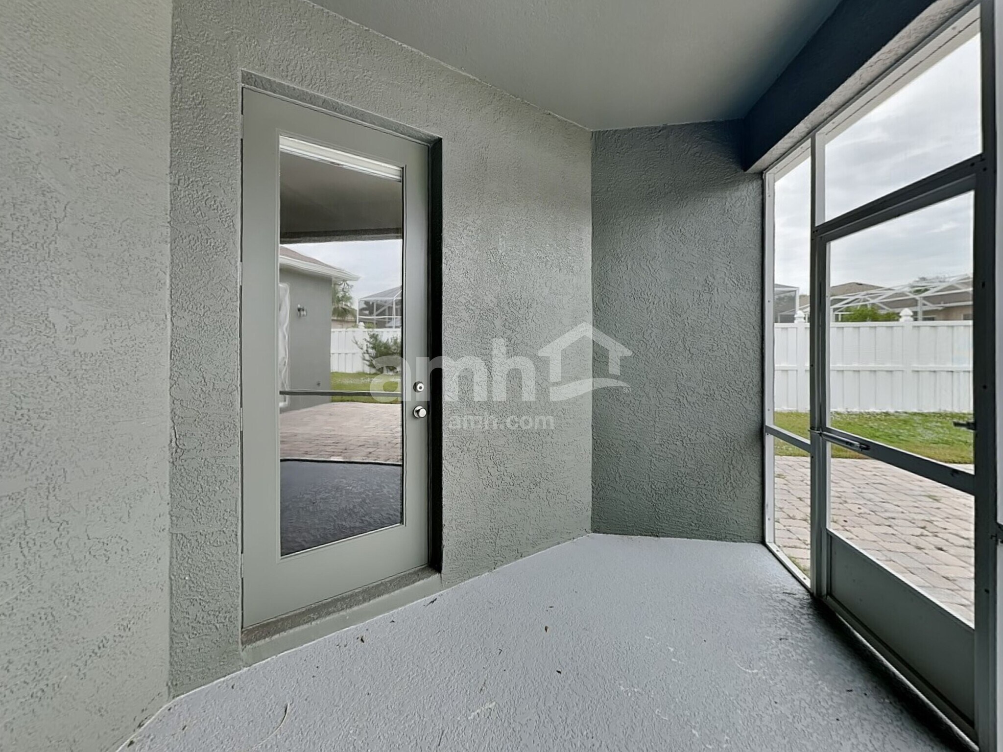 Building Photo - 767 Planters Manor Way