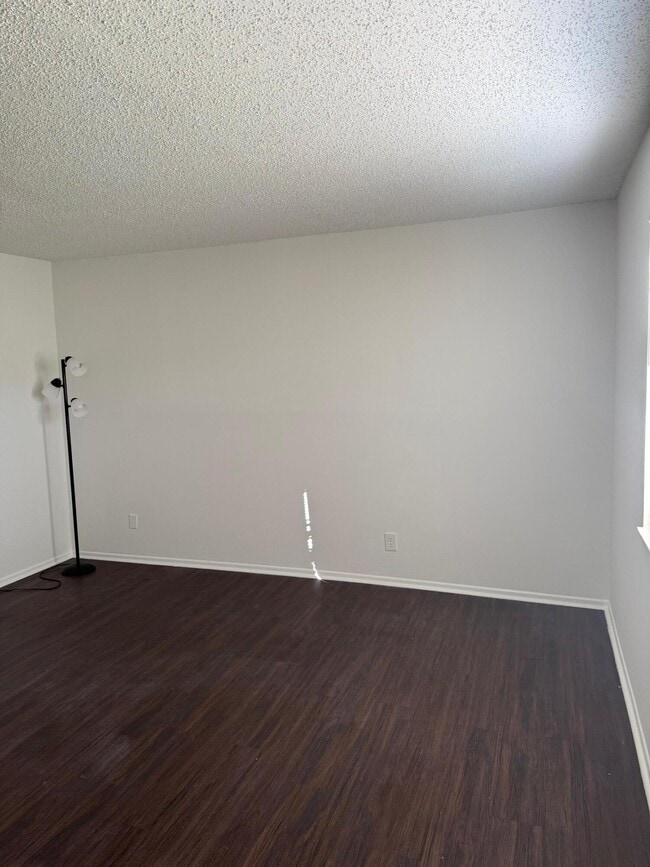 Building Photo - 2786 Tennis Club Dr