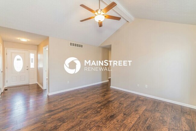 Building Photo - 3 Bedroom Pet-Friendly Home in Louisville,...