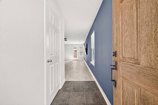 Building Photo - 20931 Teocalli Dr