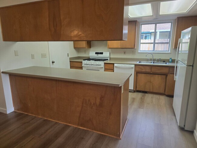 Building Photo - 3 bed 2 bath Single Home for Rent in Grant...