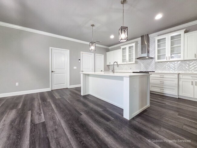 Building Photo - 1757 SW 72nd CIR
