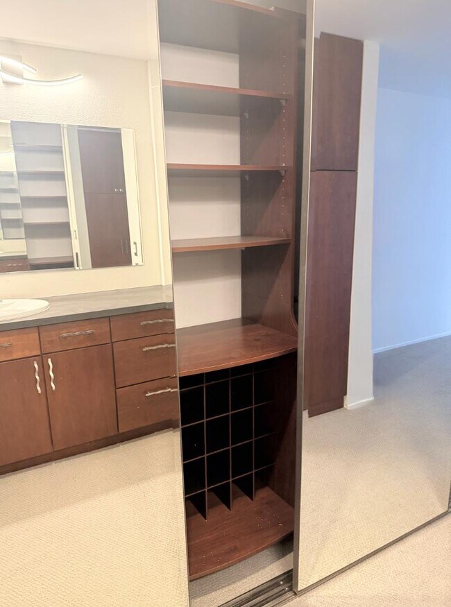 Building Photo - 6226 Shelter Creek Ln