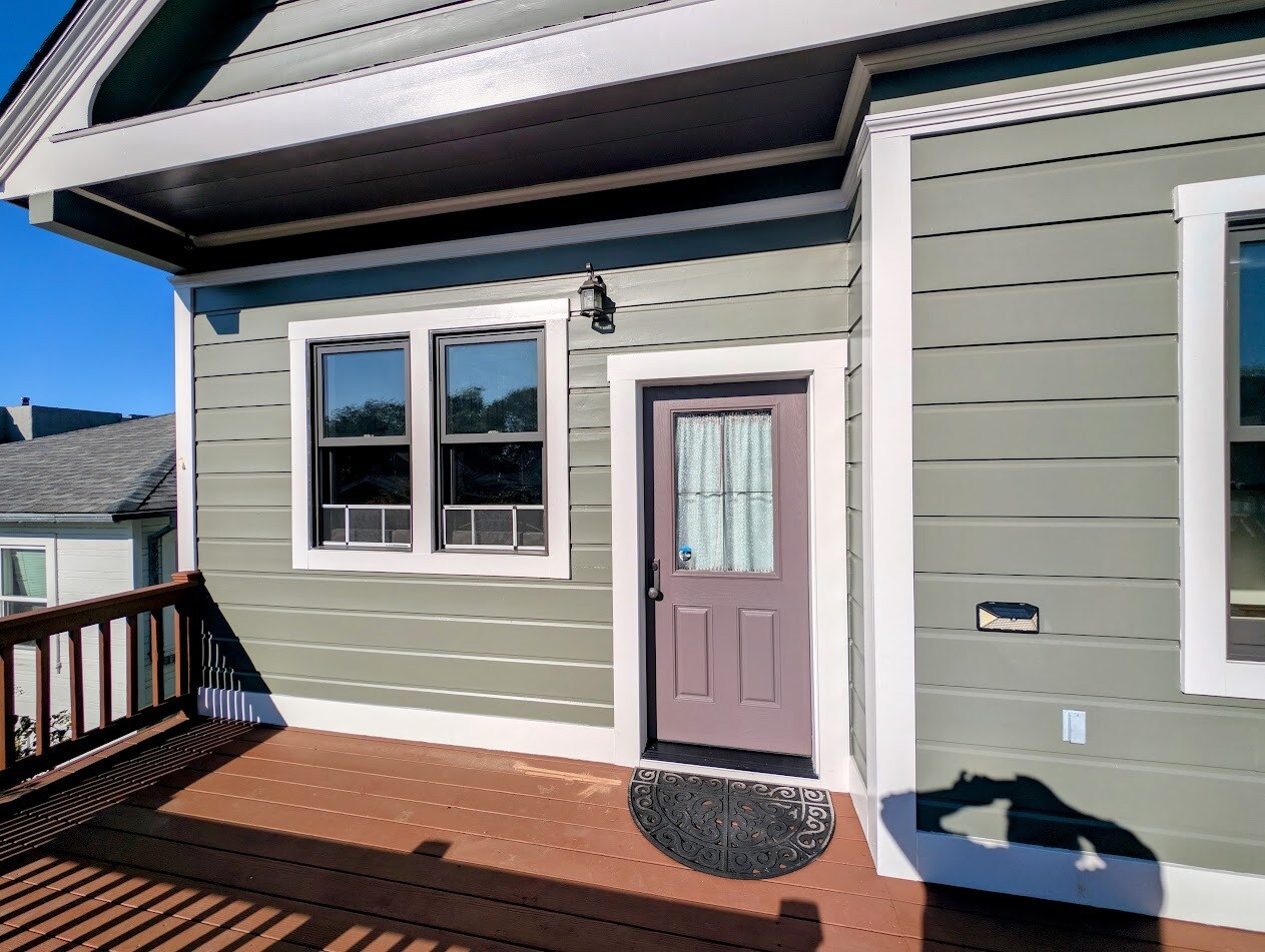 Building Photo - 1418 67th St