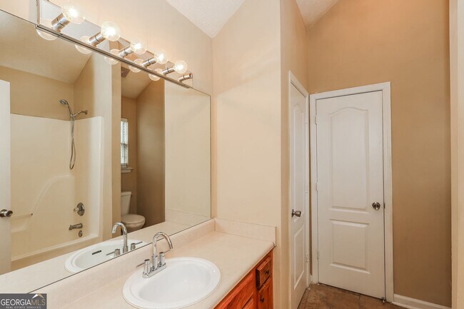 Building Photo - 134 Misty Ridge Trail