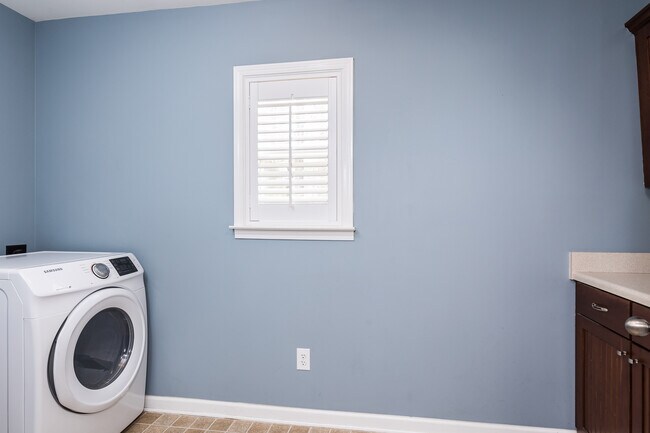 Building Photo - 117 Woodtrellis Ct