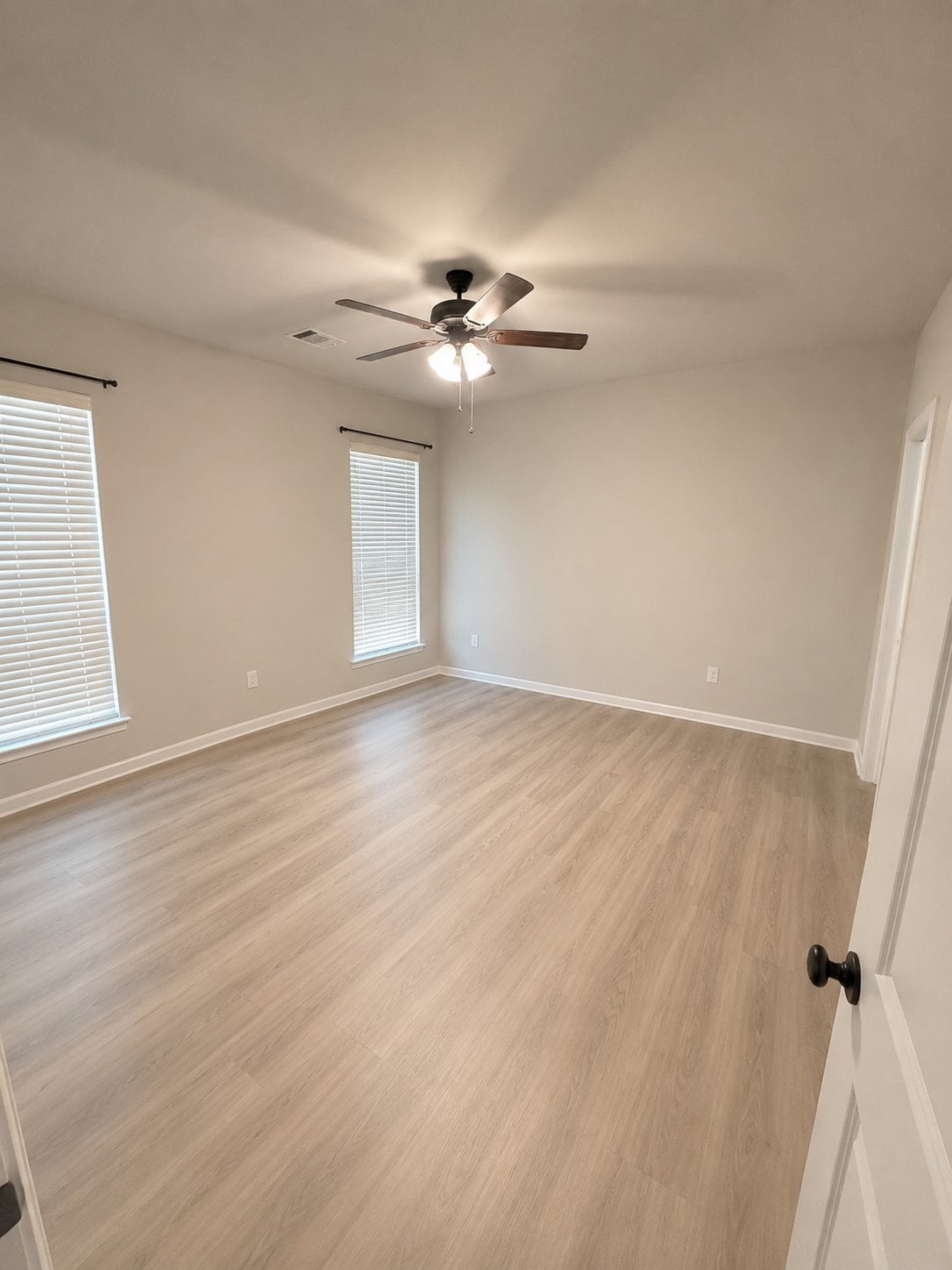 Building Photo - 41448 Cozy Wy