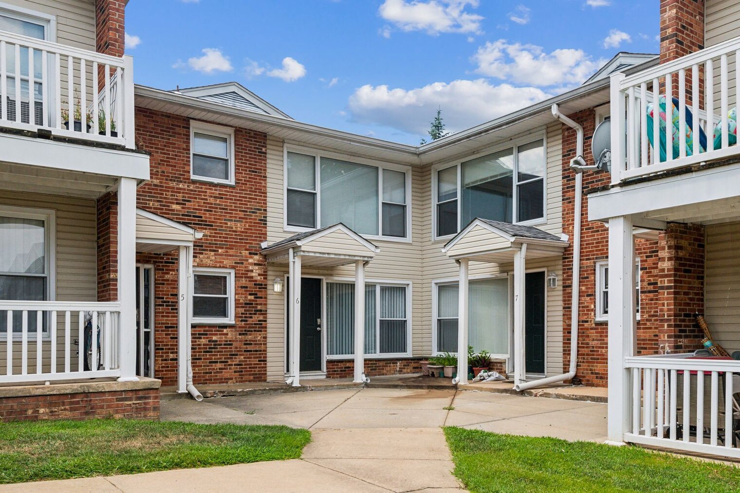 Building Photo - 400 S Dupont Hwy