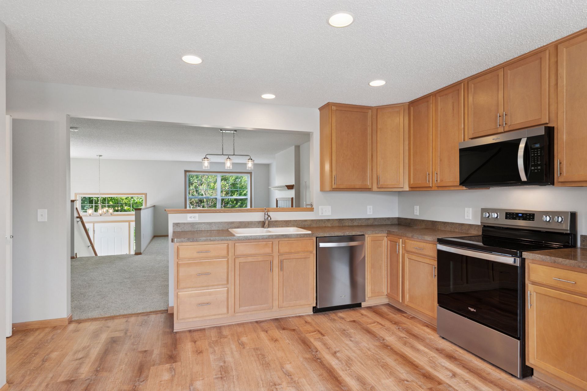 Building Photo - 15146 Fanning Dr N