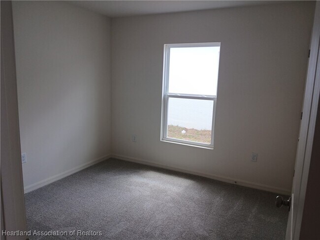 Building Photo - 1301 Stone Ridge Cir