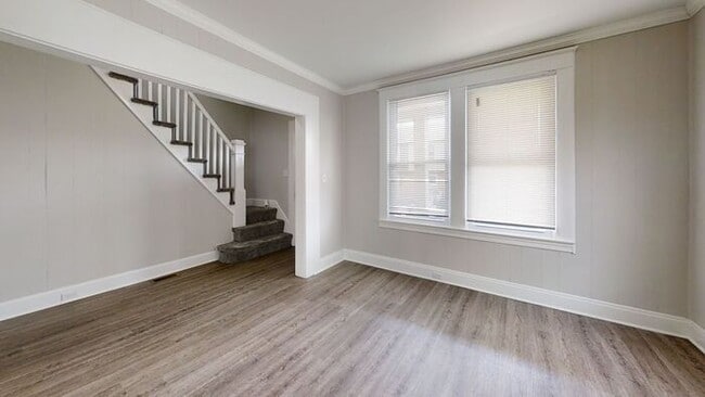 Building Photo - 3 Bedroom with Spacious basement