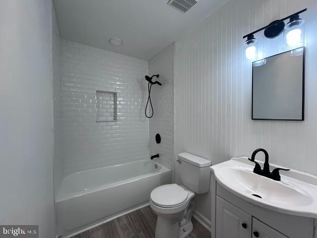 Building Photo - 78 Woodmount Dr