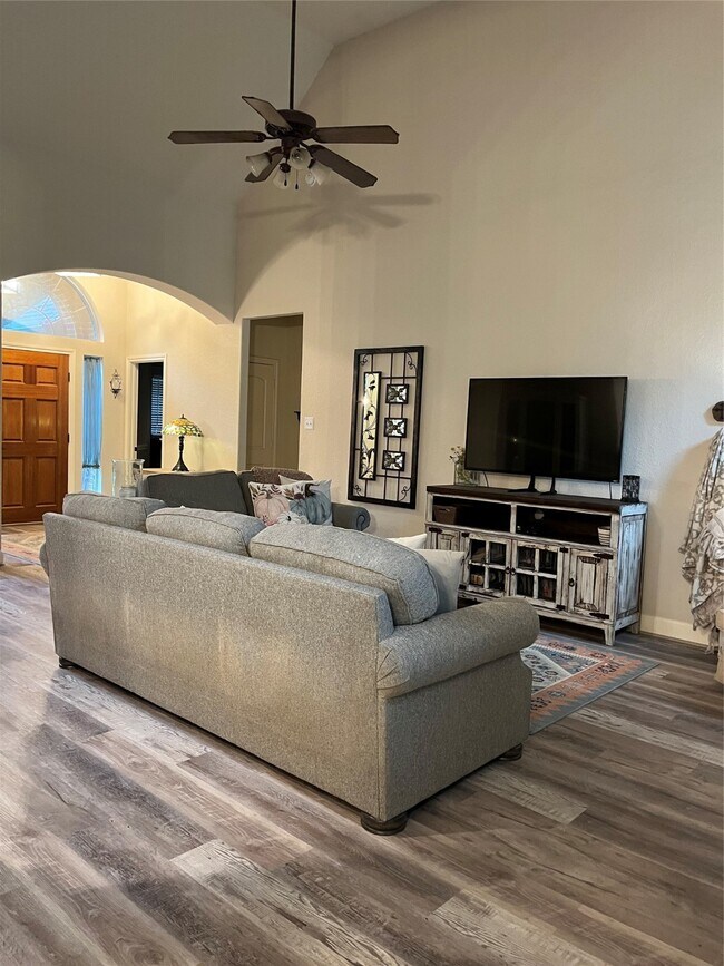 Building Photo - 22710 Coriander Dr