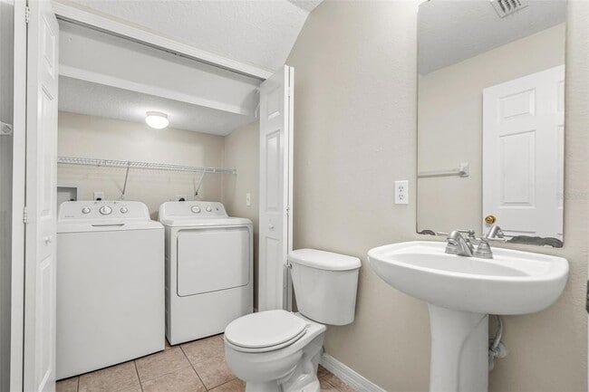 Building Photo - 211 Penmark Stone Pl