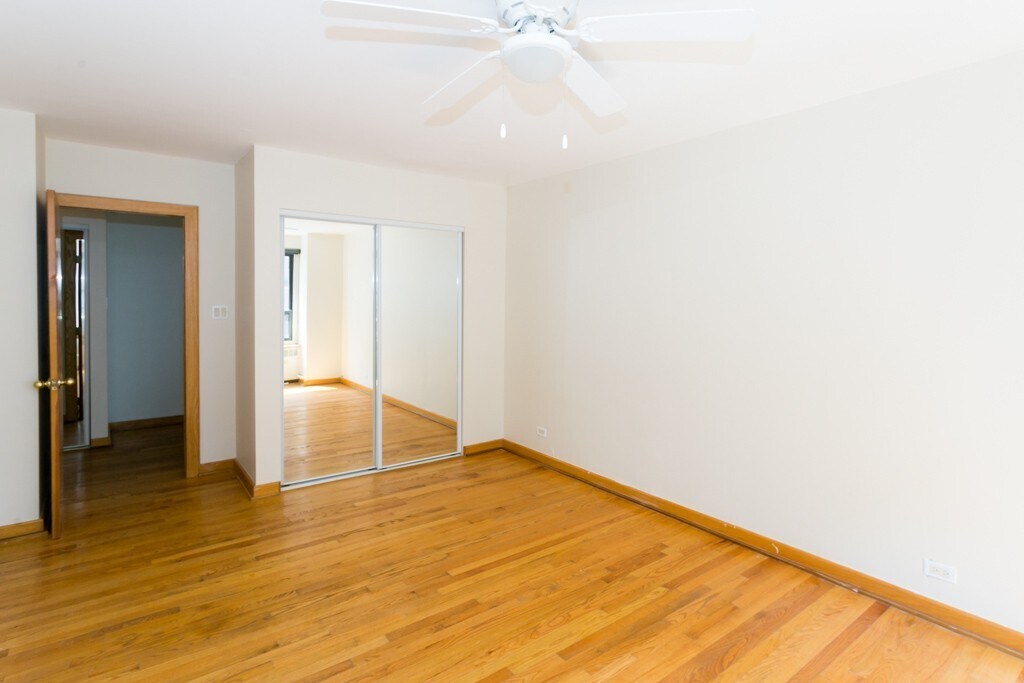 Building Photo - 4180 N Marine Dr
