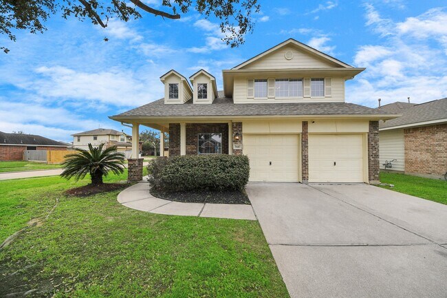 Primary Photo - 7447 Oakwood Canyon Dr