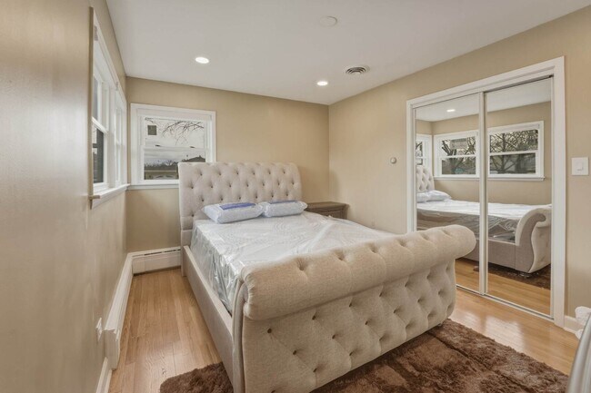 Building Photo - 8901 Moody Ave