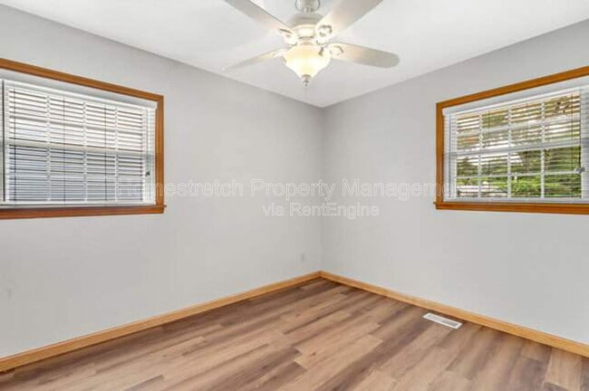 Building Photo - 10527 Prestwick Dr